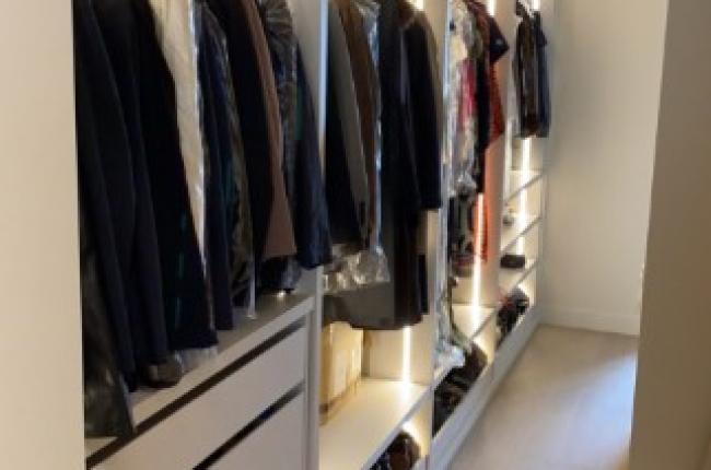 AMENAGEMENT D'UN DRESSING CHEZ DES PARTICULIERS