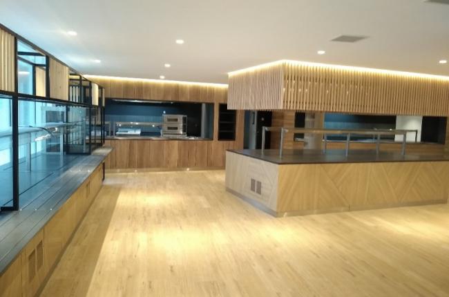 FABRICATION ET POSE POUR LE RESTAURANT COLLECTIF D'UNE ENTREPRISE